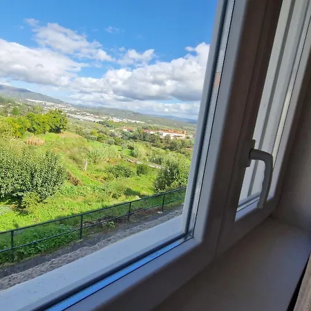 Hébergement de vacances Moradia T2 Em Bairro Pitoresco Da *