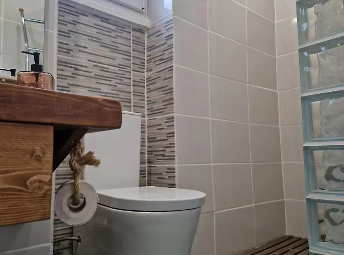 Moradia T2 Em Bairro Pitoresco Da * Covilhã