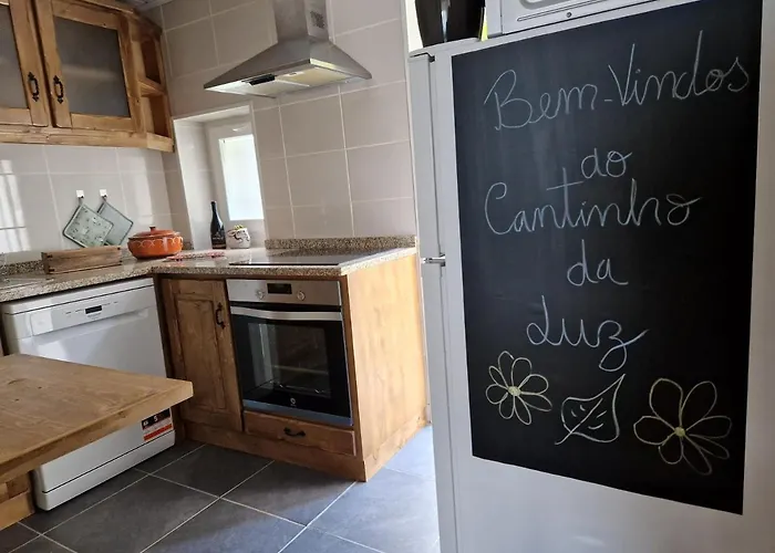 Hébergement de vacances Moradia T2 Em Bairro Pitoresco Da - Cantinho Da Luz *